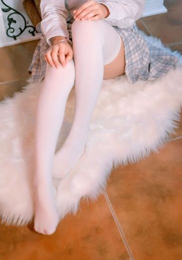 女大学生精油按摩在线观看_BD英语在线观看完整版